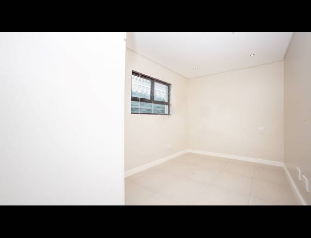 2 BEDROOM TOWNHOUSE FOR SALE IN WINTERSTRAND